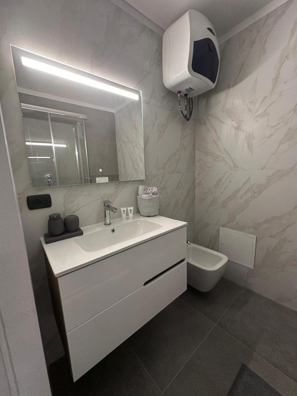 Monolocale Ovidio Aparthotel Milano Ngoại thất bức ảnh